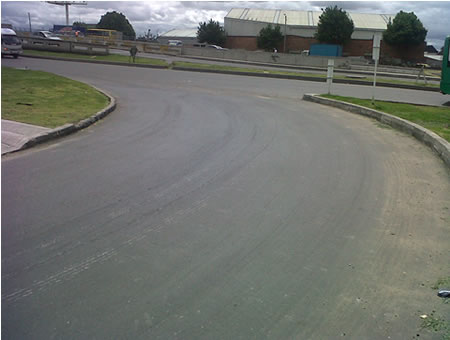 Tras intervención del IDU, así quedó la oreja sur-oriental del puente Av. Dorado Con Boyacá. Hoy se inician obras en las otras orejas.