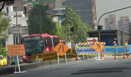 Restricción de un carril, en el horario comprendido entre las 12 de la noche y 4:30 de la madrugada del día siguiente. (imagen de archivo)