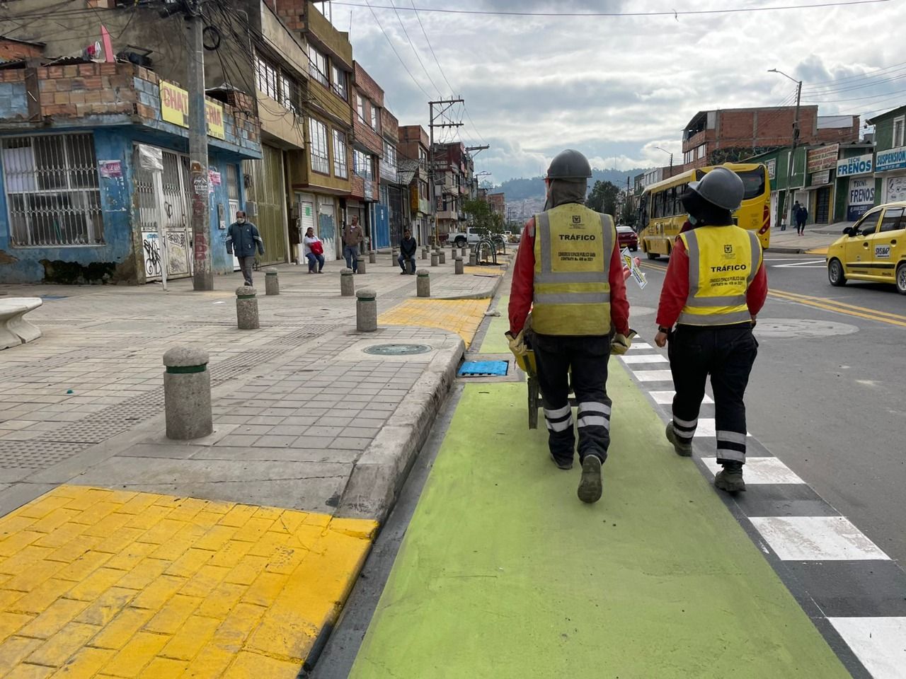 fotografía nuevos andenes para Engativá