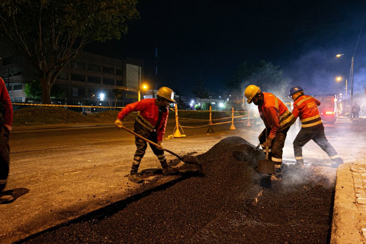 Fotografía de trabajadores en obra 