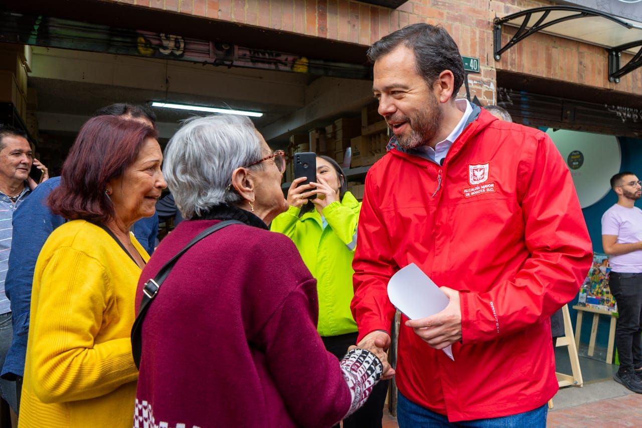 Texto de Odoo y bloque de imagen