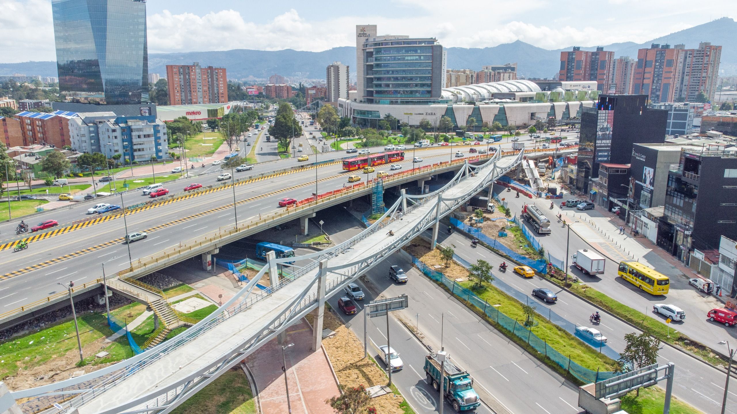 Panorámica del ciclopuente de la calle 80 con avenida Boyacá 