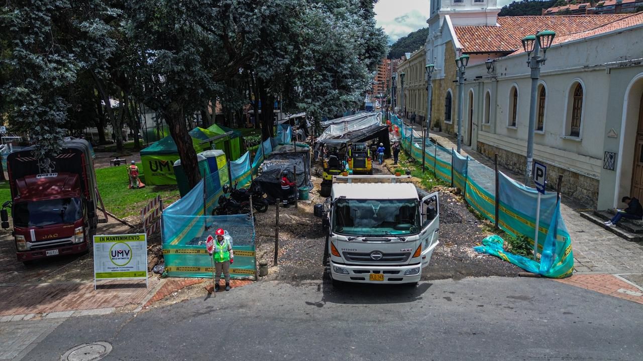 IDU y UMV adelantan acciones para recuperar la movilidad frente a la iglesia de Usaquén