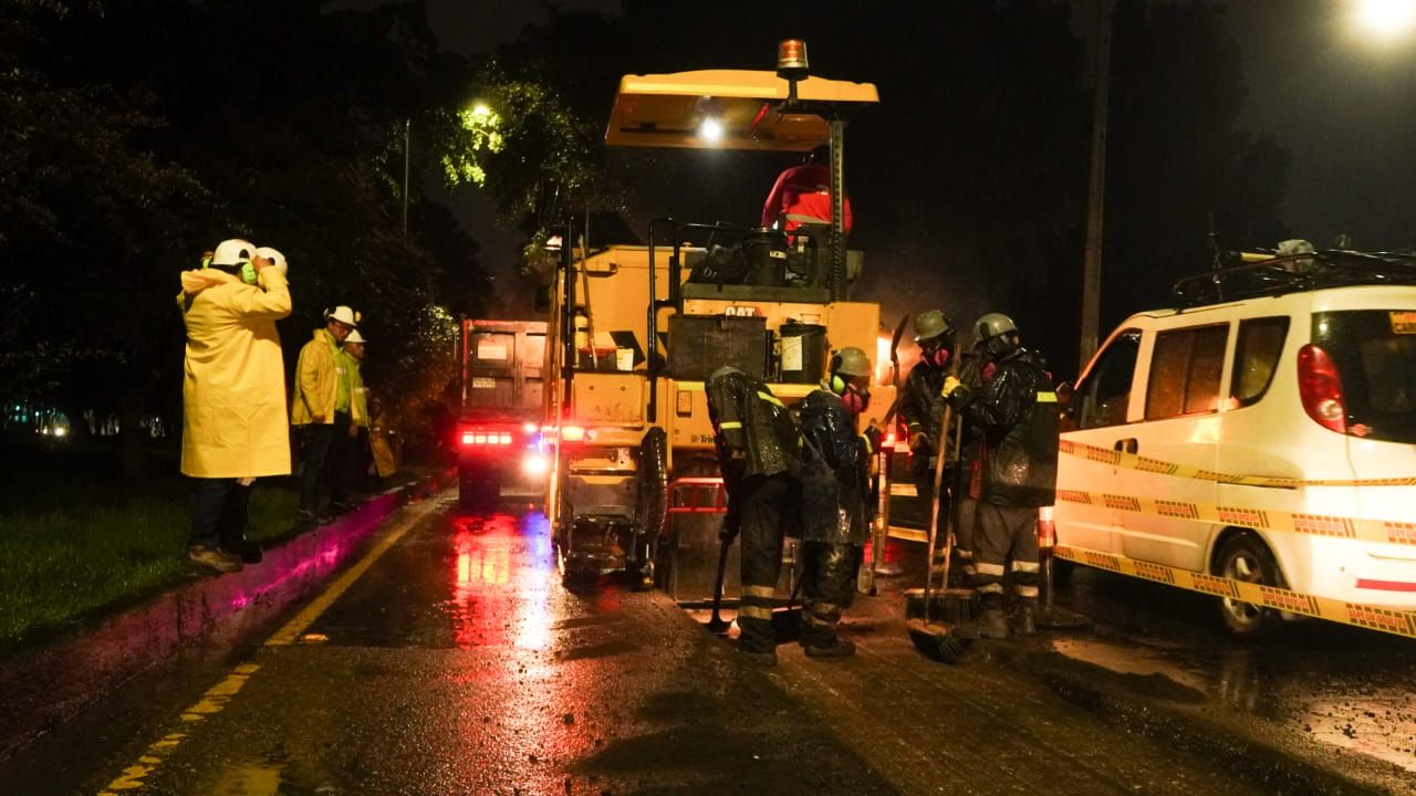 Recorrido de obra nocturna de IDU Y UMV