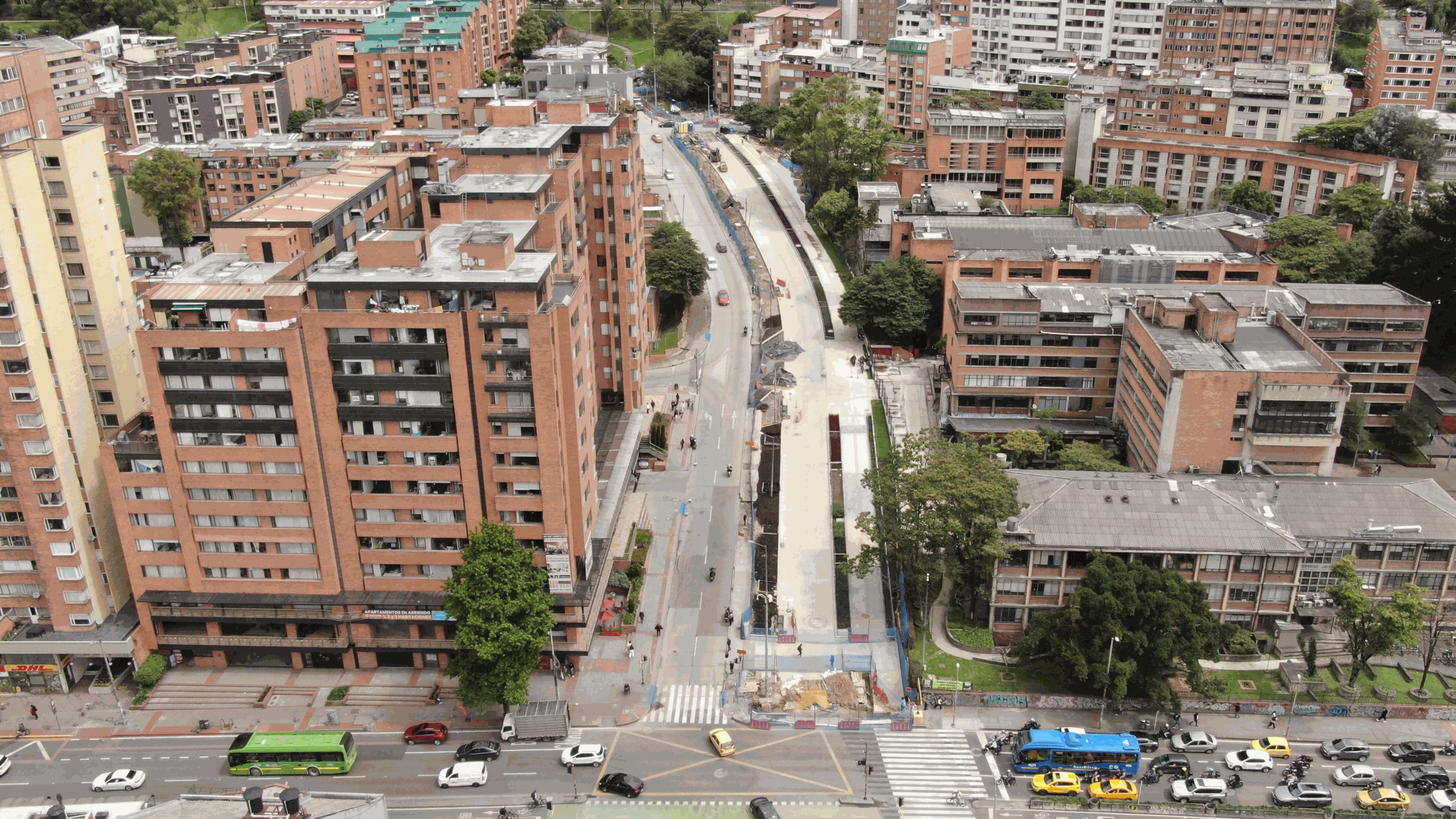 Vías y espacio público zonas industriales de Montevideo y Puente Aranda Grupo 4