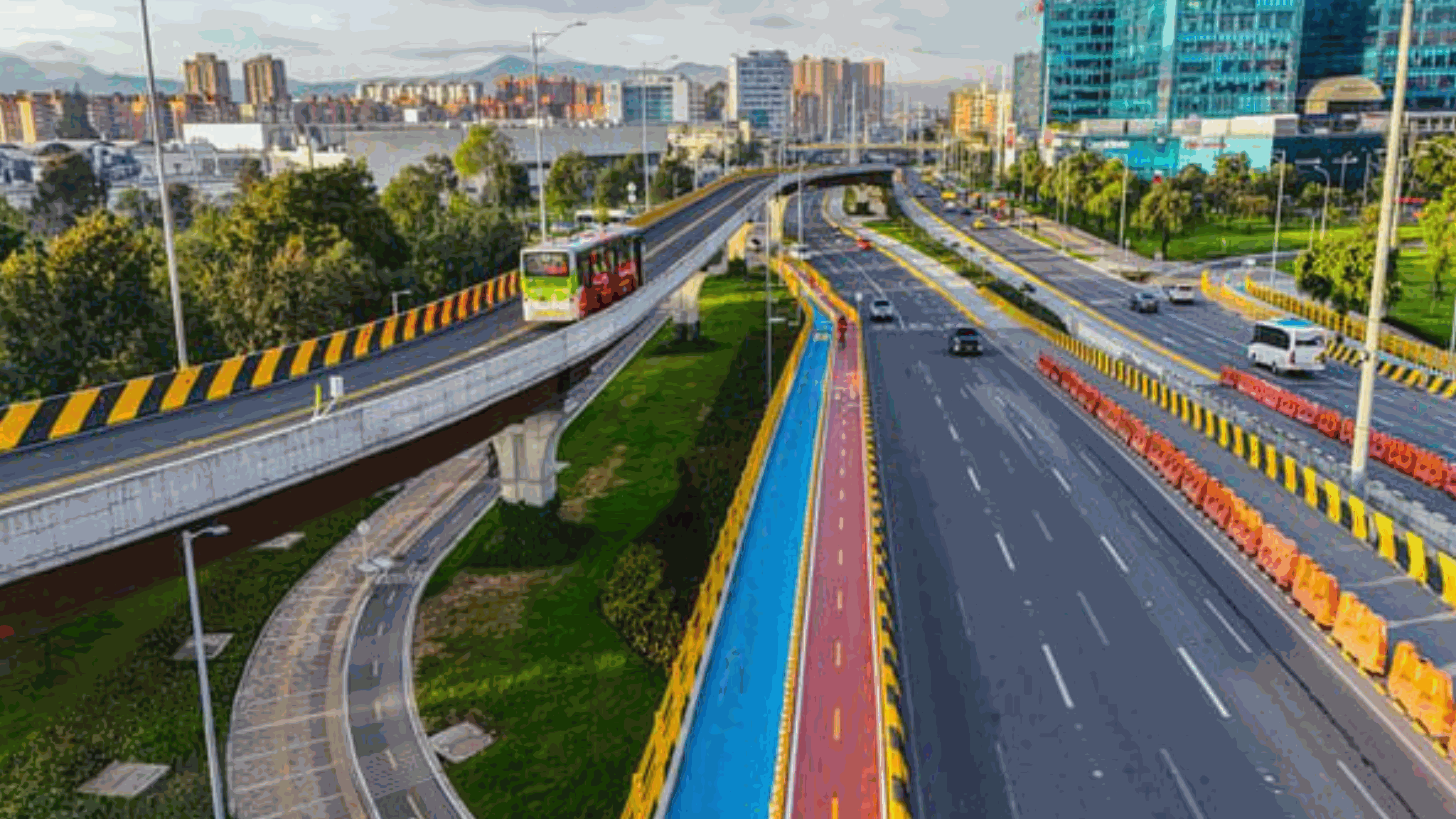 Vías y espacio público zonas industriales de Montevideo y Puente Aranda Grupo 1