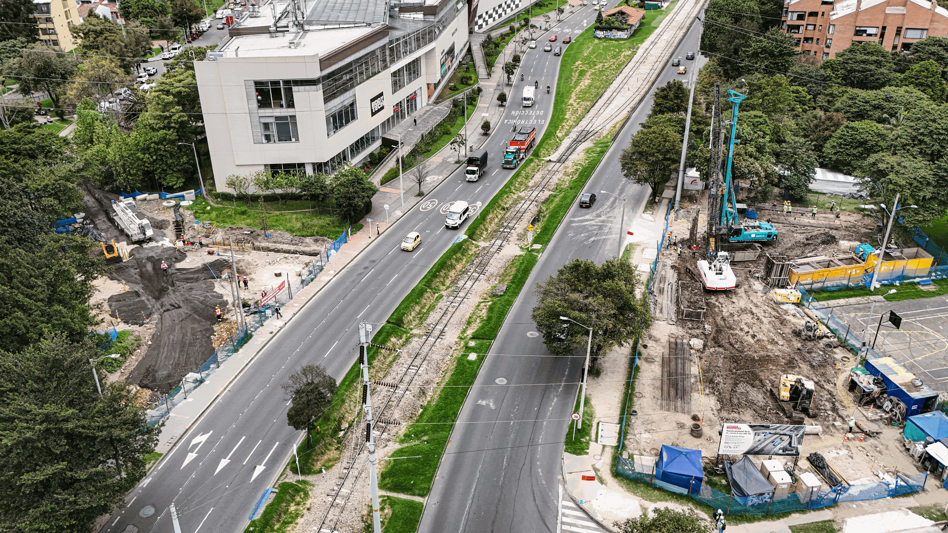 Vías y espacio público zonas industriales de Montevideo y Puente Aranda Grupo 1